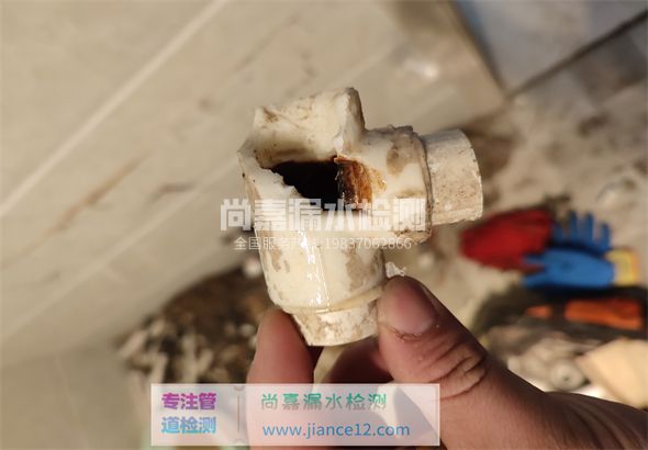 玉龙引起漏水的原因有哪些？